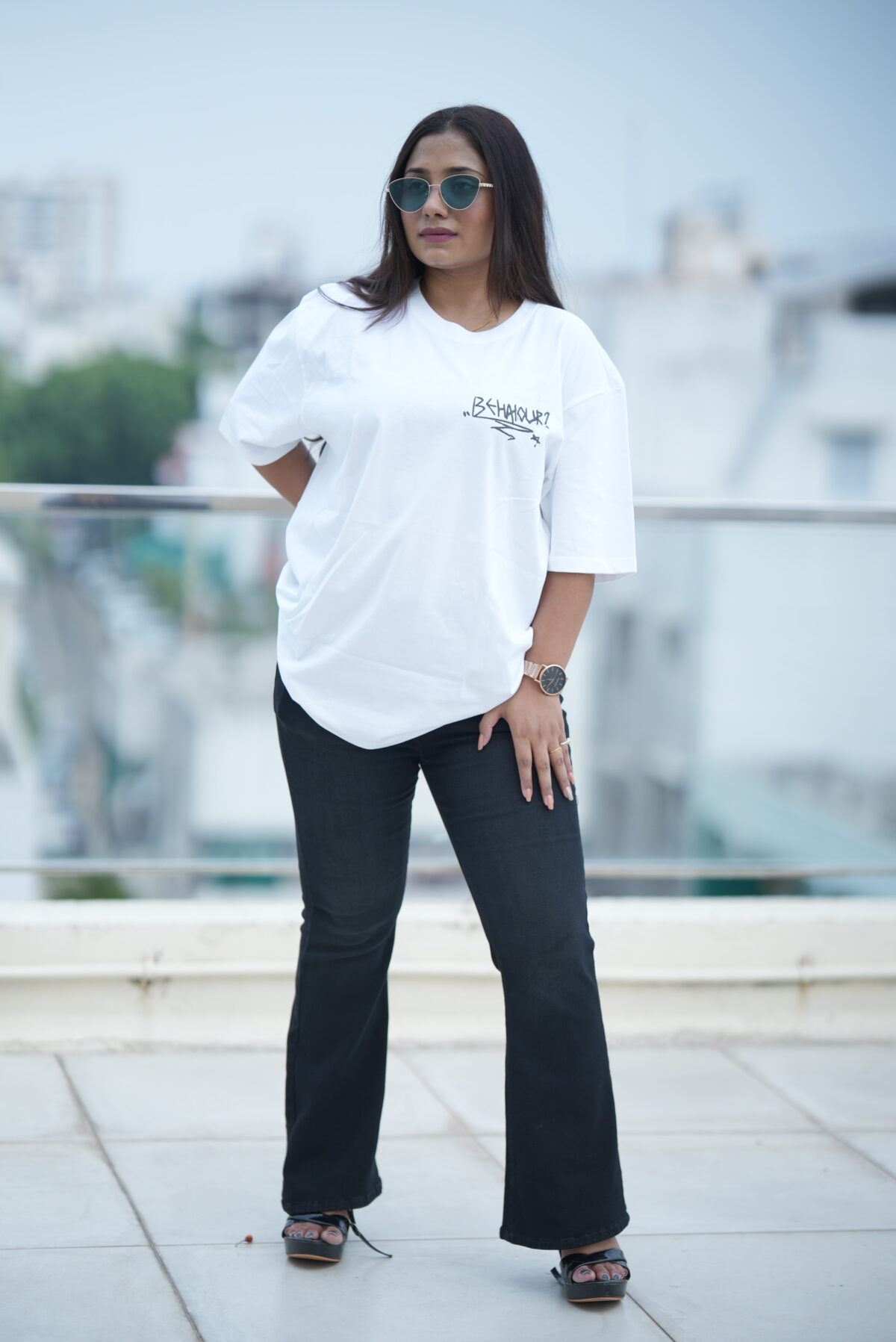 Classic White downshoulder Tee - Timeless Comfort & Dual-Side Design