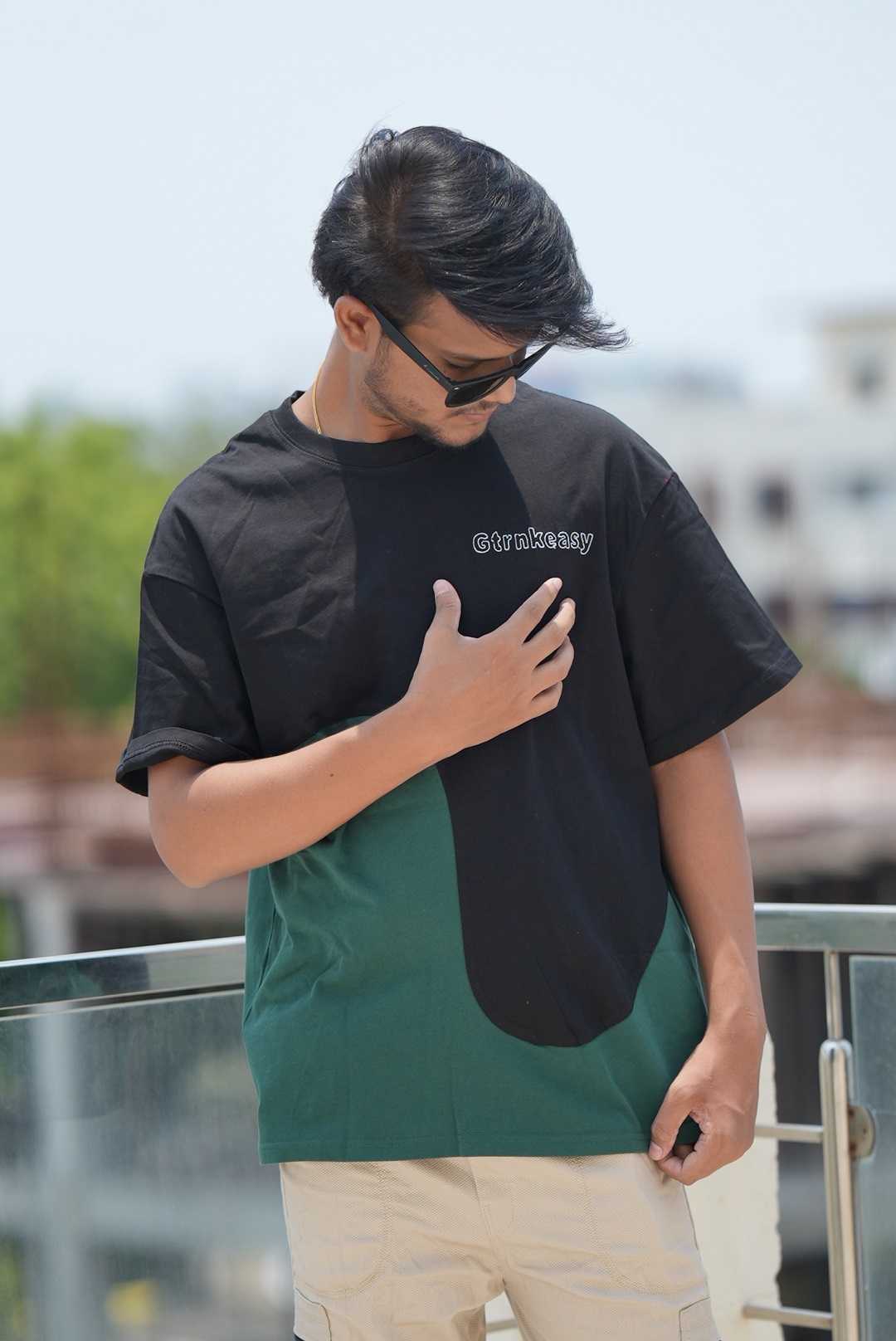 Flexify Split Wave Tee with dual color - Green/Black